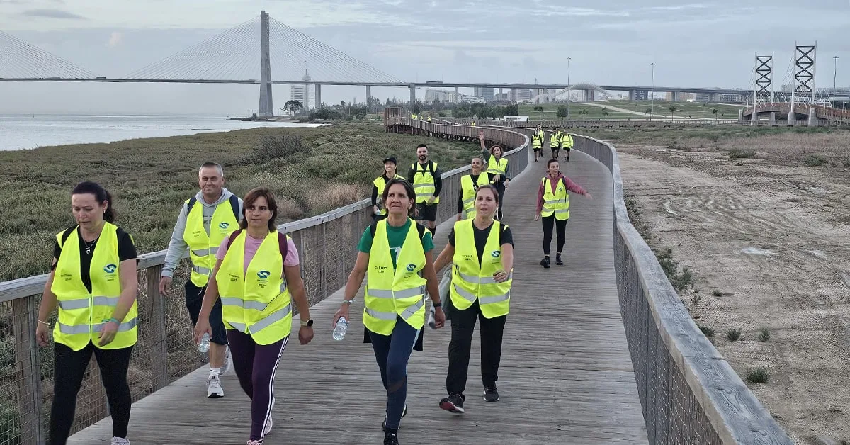 Peregrinos a caminho de Fátima